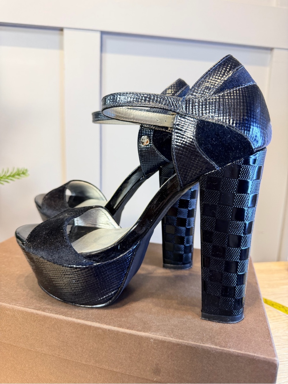 Black Platform Del Barco High Heels - Women 38/ US 7